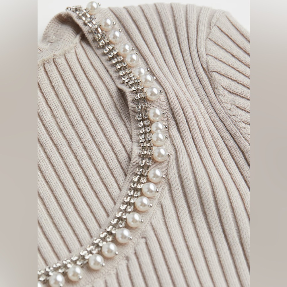 H&M Rhinestone Embellished Ribbed Knit Crop top - Picture 2 of 6
